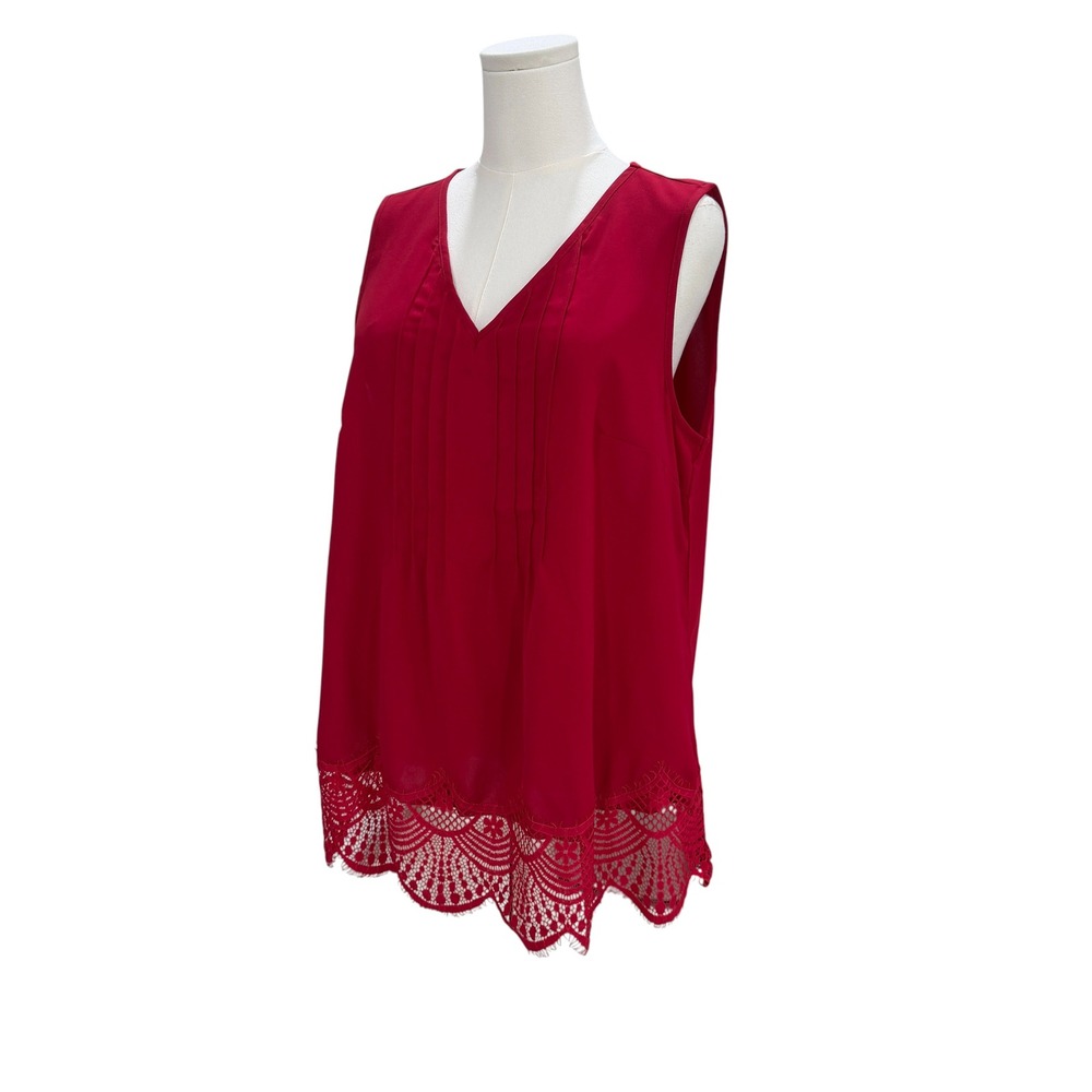 Bloomchic Red V-Neck Pintuck Sleeveless Blouse Crochet Lace Hem Top US 12 Chic - Picture 5 of 10